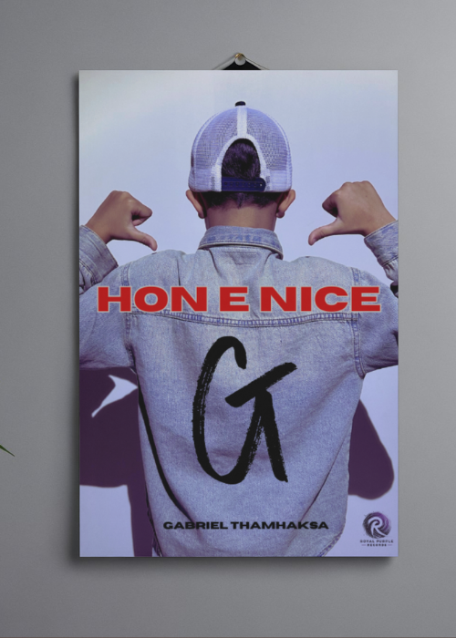 HON E NICE - Affisch